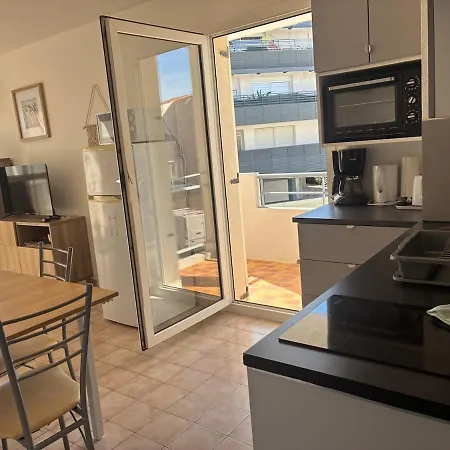 T3 Lumineux 100m De La Terrasse Et Parking *
